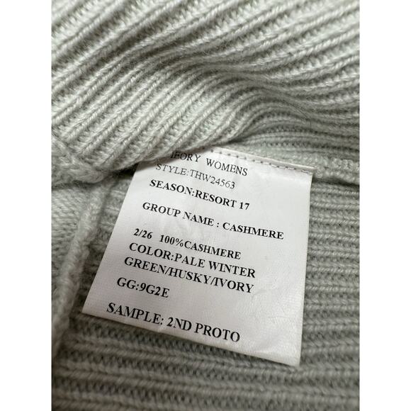 Theory 100% Cashmere Colorblock Sweater Pale Winter Green Husky Ivory sz XS - Picture 10 of 10